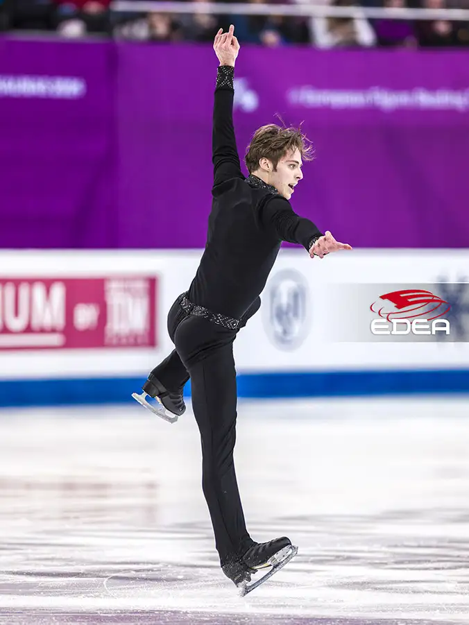 Ice Gallery Skates U.S.